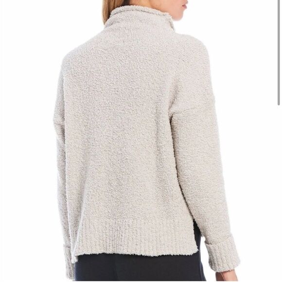 Ugg Sage Sweater Staple Piece Size Medium - Picture 2 of 8